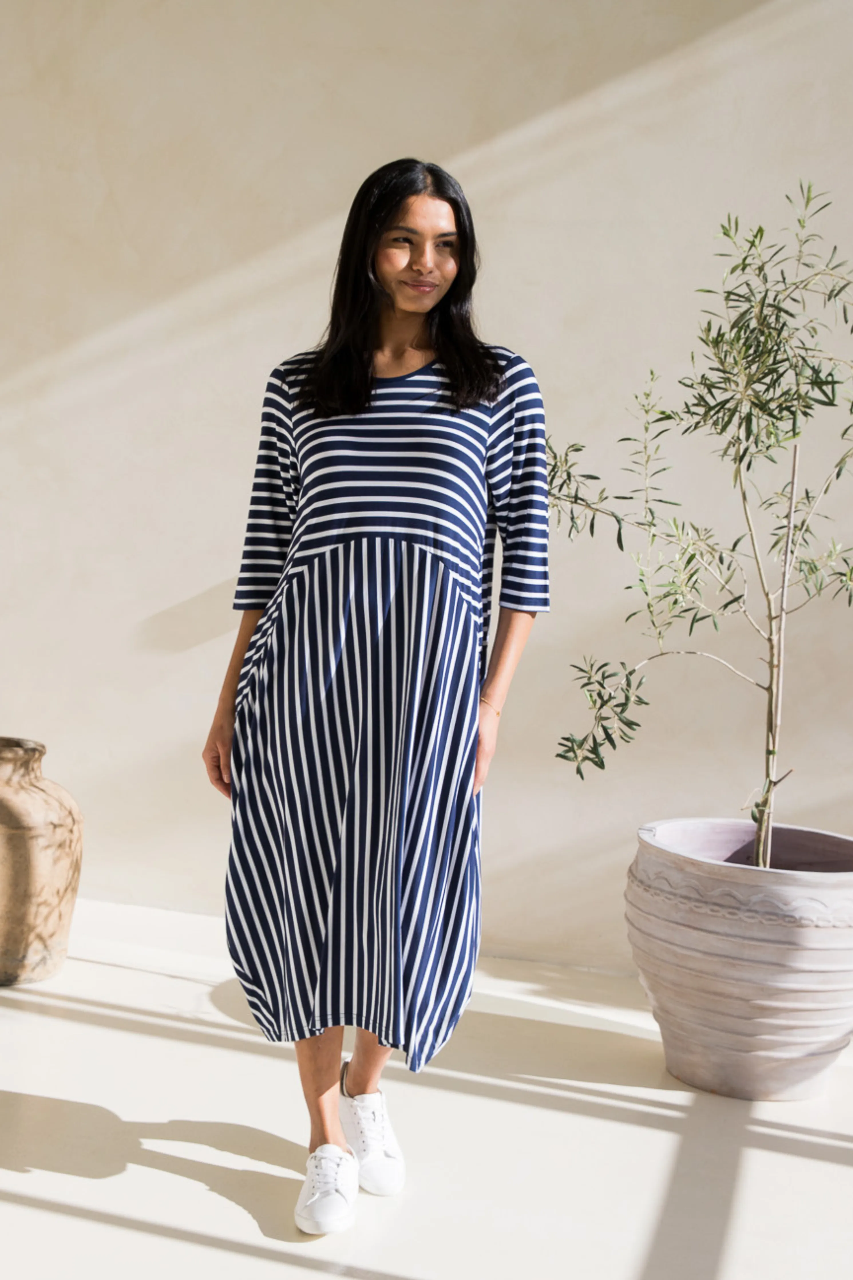 Alviva Dress in Navy/White Stripe