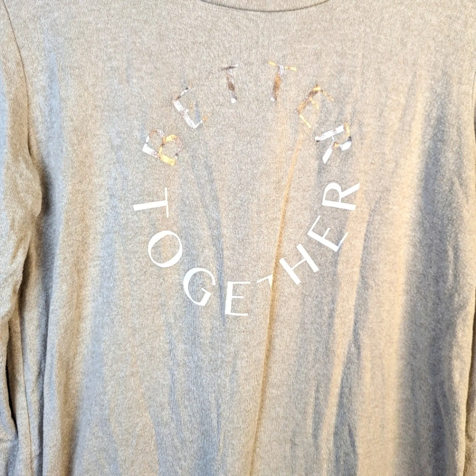 Old Navy Graphic Top / Medium