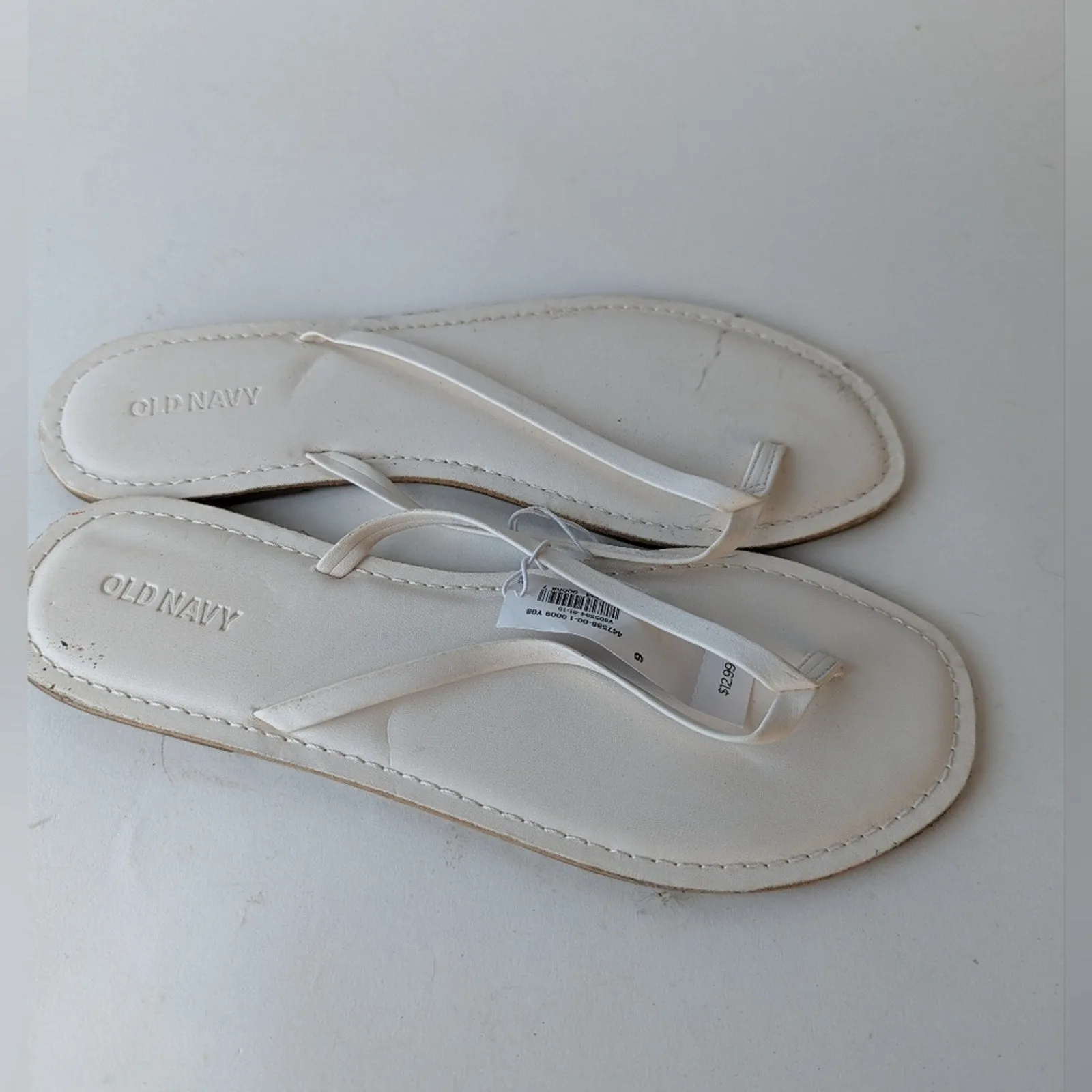 Old Navy NWT White Sandals - 9