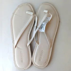 Old Navy NWT White Sandals - 9