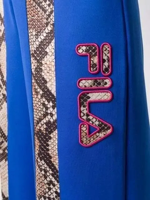 Pantaloni a gamba ampia