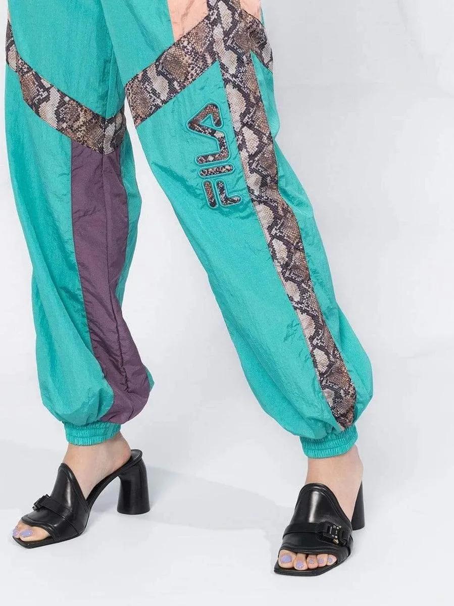 Pantaloni sportivi oversize akira