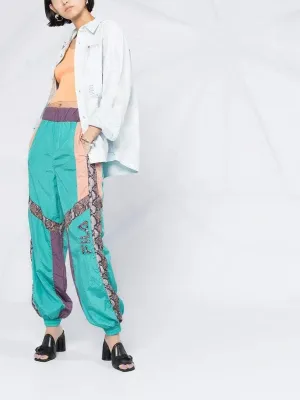 Pantaloni sportivi oversize akira