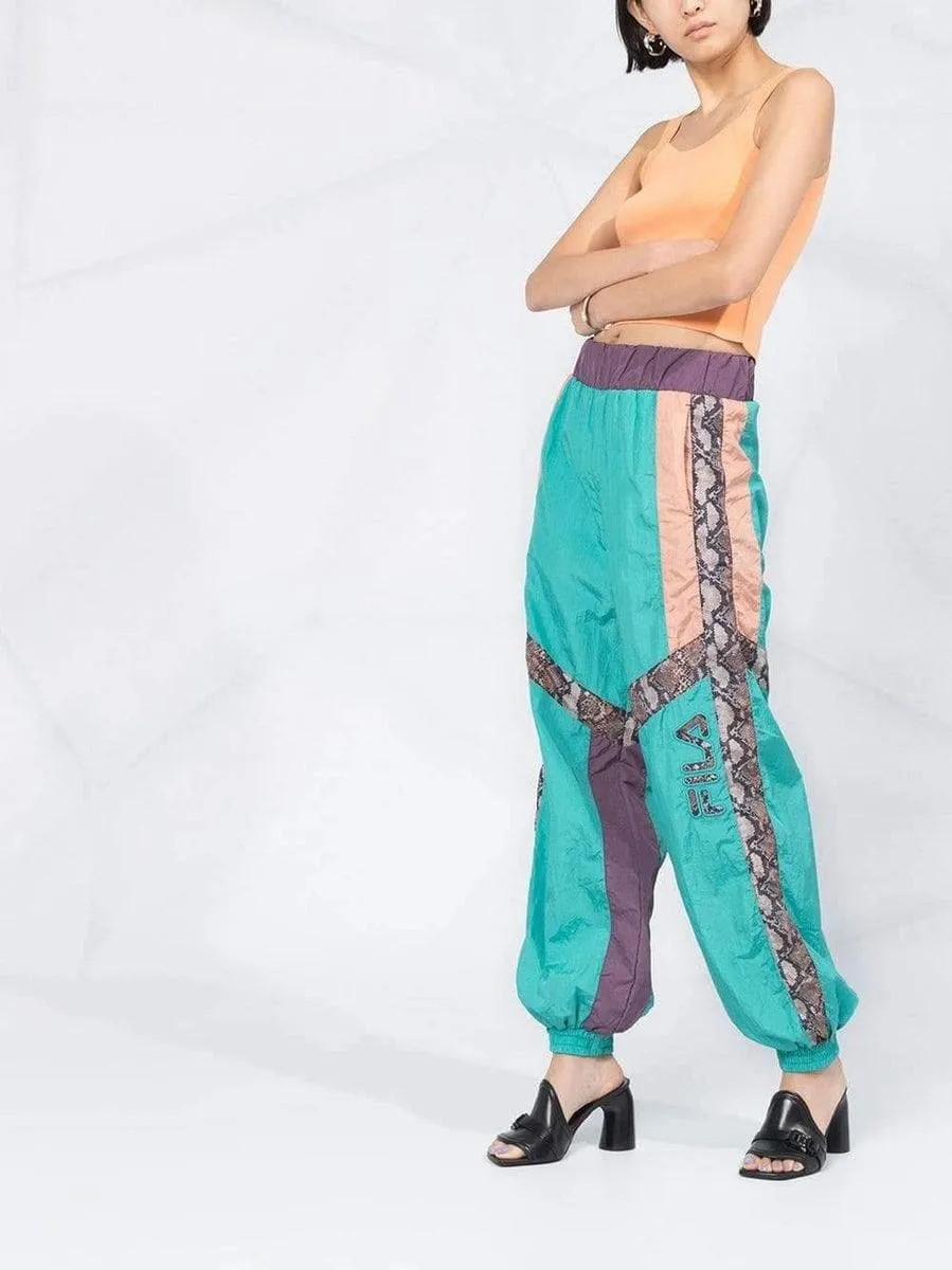 Pantaloni sportivi oversize akira