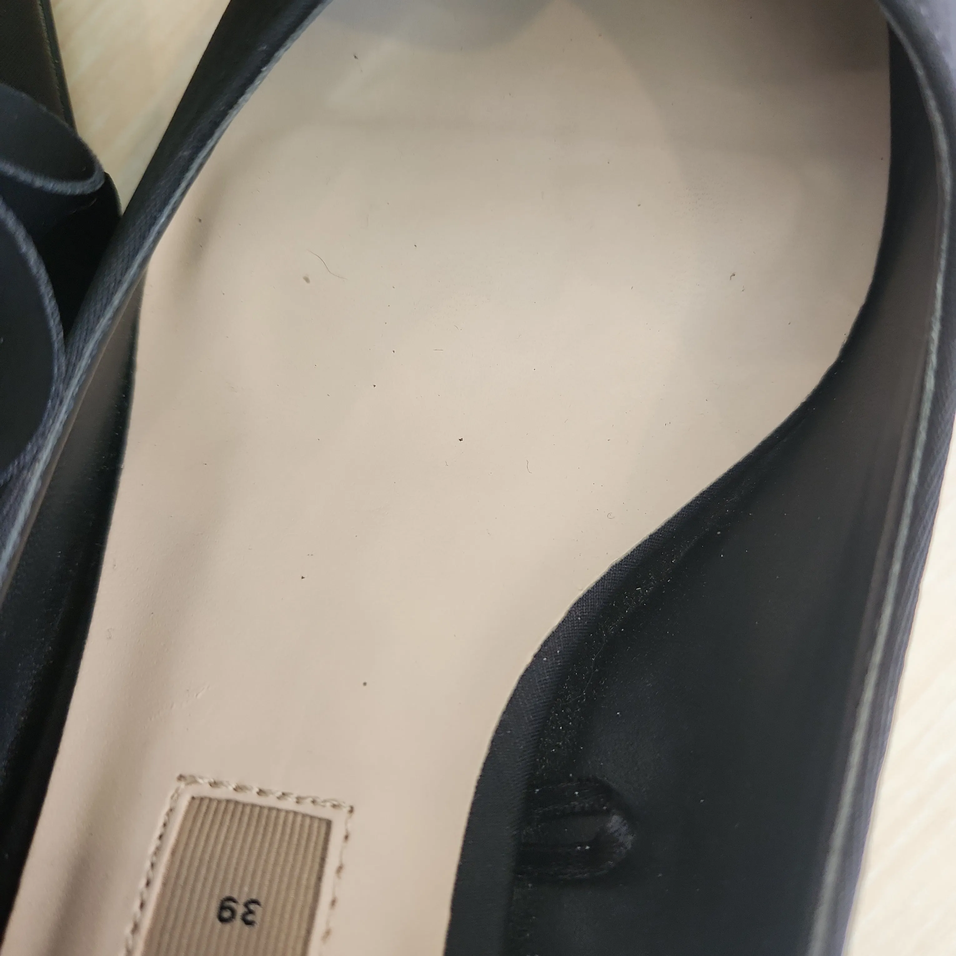 ZARA Black Floral Detail Pointed Pumps | Gently Used |